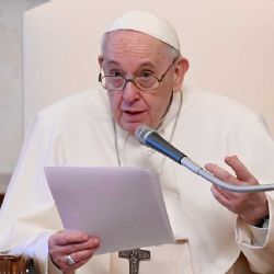 El Papa Francisco advirtió de los riesgos de la inteligencia artificial en el periodismo