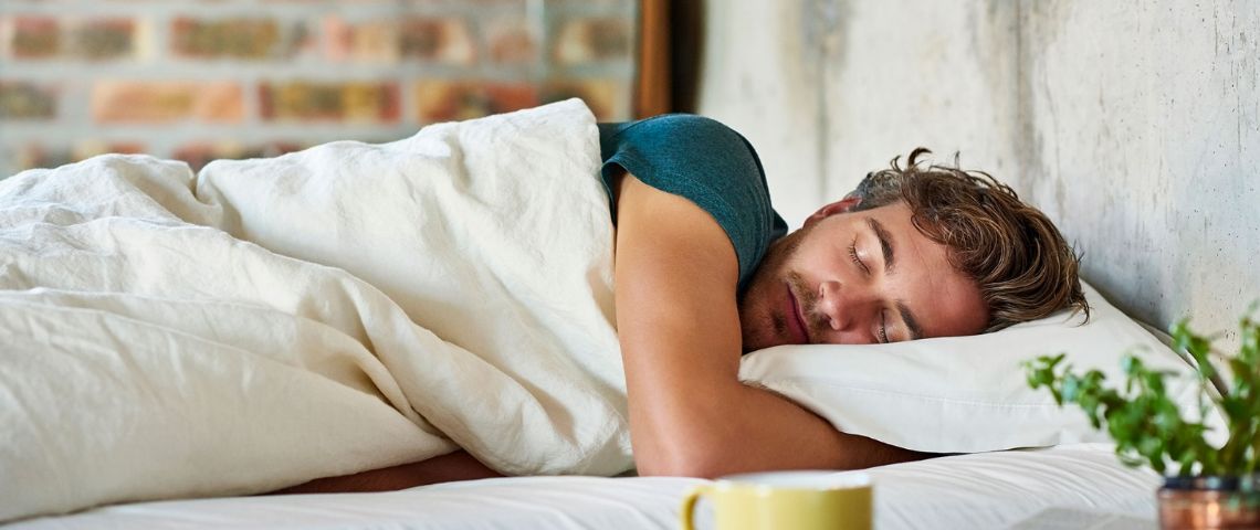 Conoce los 3 trucos claves para mejorar el sueño y reducir el estrés, según la OMS