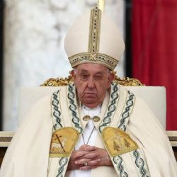 El Papa Francisco canonizó a 14 nuevos santos y aprovechó para enviar un fuerte mensaje