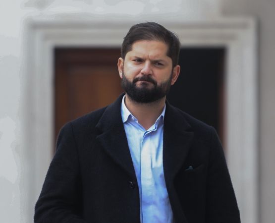 Gabriel Boric cuestionado por su rol en el caso de Manuel Monsalve