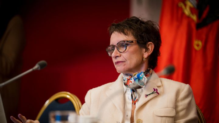 Carolina Tohá vivió un tenso momento en las calles de Santiago
