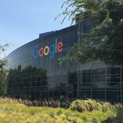 Las señales de televisión chile evalúan demanda contra a Google por un hecho “muy grave”