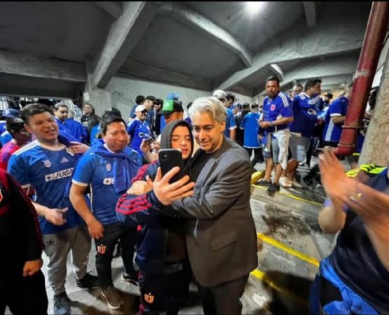 Marco Enríquez Ominami le promete un estadio a La U si llega a ser candidato presidencial