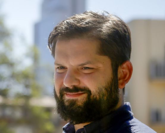 Gabriel Boric lanza dura advertencia antes de la tormenta que se avecina en Santiago