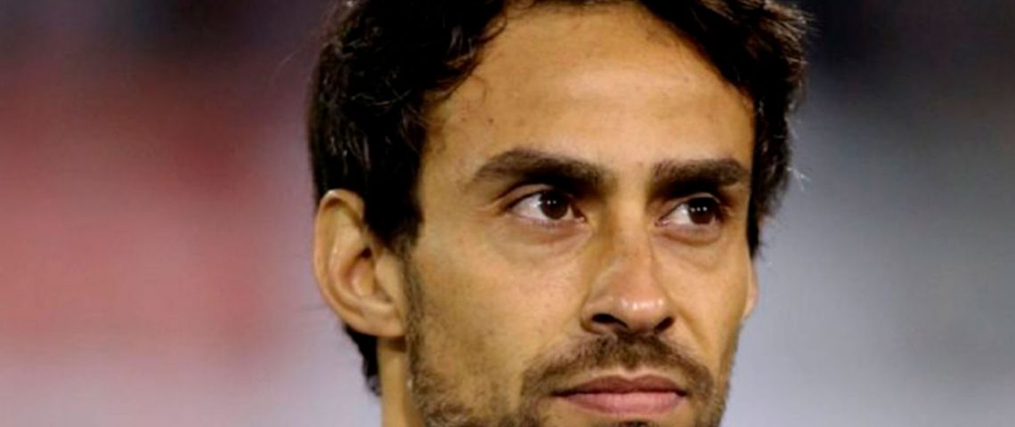 Jorge Valdivia rompe su silencio con misteriosa foto frente al mar