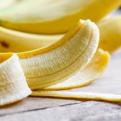 El motivo por el cual es importante comer una banana después de cenar