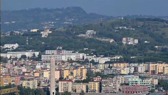 Napolés es sorprendido por el temblor más fuerte en 40 años
