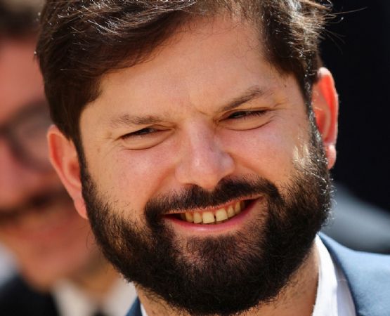 Gabriel Boric sacudió las redes: una visita y una mesa que no dejó a nadie indiferente