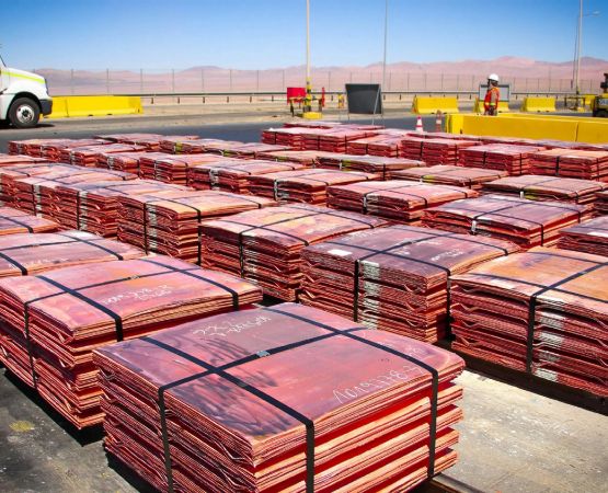 Donald Trump hace el anuncio que remece al mercado del cobre chileno