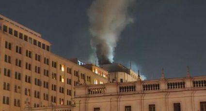 Un incendio a pasos de La Moneda alteró la calma en Santiago