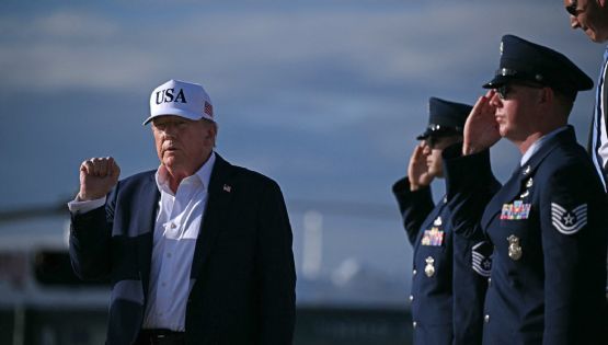 Donald Trump lanza una dura advertencia para los países alineados con los BRICS