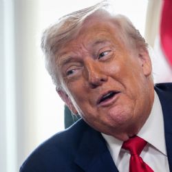 Donald Trump lanza nueva advertencia y pone presión sobre el comercio internacional