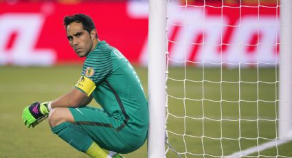 Claudio Bravo desolado por la noticia que recibió en medio de su aislamiento