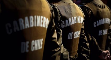 Carabineros detiene a miembros de la Convención Constitucional en la Plaza de Armas