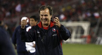 Marcelo Bielsa sorprendió a todos con su aparición en la despedida de Matías Fernández