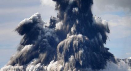 ¿Qué pasó con el volcán de Tonga que provocó un tsunami en el Pacífico?