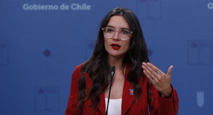 Camila Vallejo denuncia "posible tráfico de influencias" y condena chats entre Vivanco y Hermosilla