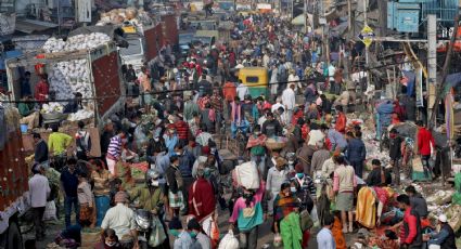 India supera a China como el país más poblado del mundo