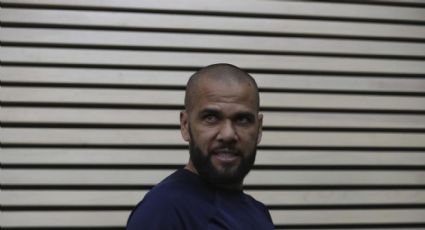 Dani Alves arma una batucada en prisión y se lleva un fuerte regaño de las autoridades