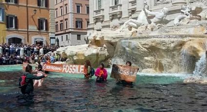 Activistas climáticos vandalizaron la Fontana de Trevi de Roma