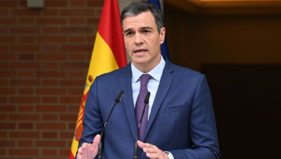 Pedro Sánchez decide seguir como presidente de España en medio de la polémica de su esposa