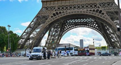 Tensión en París: evacuaron la Torre Eiffel