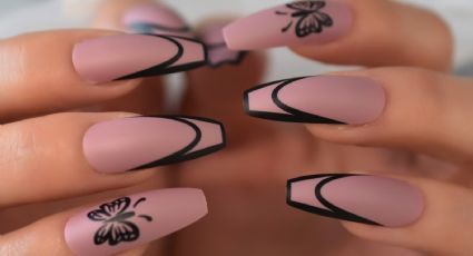 Descubre las técnicas de nail art stickers para lucir tus uñas a la moda en pocos segundos