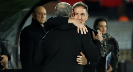 Alerta en La Roja por lo que confirmaron sobre Eduardo Berizzo tras la dura caída