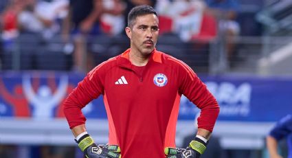 El inesperado autor del homenaje a Claudio Bravo en la triste noche del Estadio Nacional