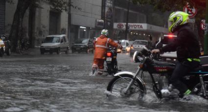 Montevideo quedó bajo el agua por un fuerte temporal