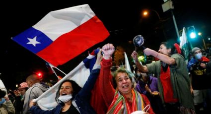 Chile pasó de ser "democracia plena" a una "defectuosa", según estudio internacional