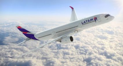 Avión de Latam desde Sydney a Santiago perdió altitud y los pasajeros salieron volando