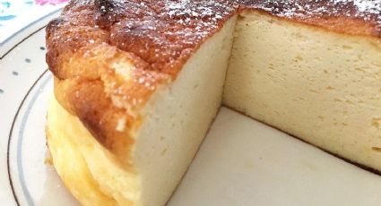 ¡Rico y saludable! Prueba esta tarta de yogurt sin gluten con tan solo cinco ingredientes