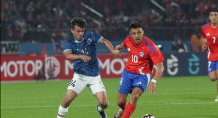 Alexis Sánchez saca su figura de capitán de La Roja en un reto a Marcelino Núñez