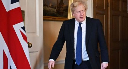 Boris Johnson confesó que planeó robar vacunas para el COVID de Paises Bajos