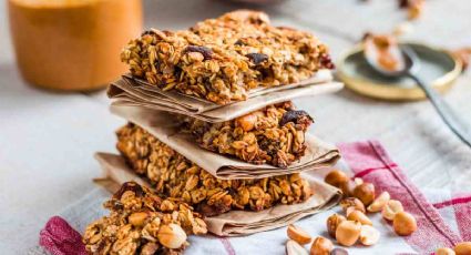 Así puedes preparar una nutritivas barritas energéticas de avena en casa