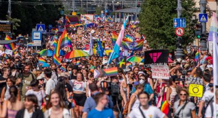 200.000 personas desafiaron la prohibición de la marcha del Orgullo en Budapest