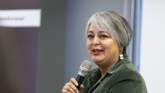 Jeannette Jara se refiere a la posible suspensión de su militancia en el PC