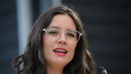 Camila Vallejo se prepara para volver tras seis meses fuera de la escena política